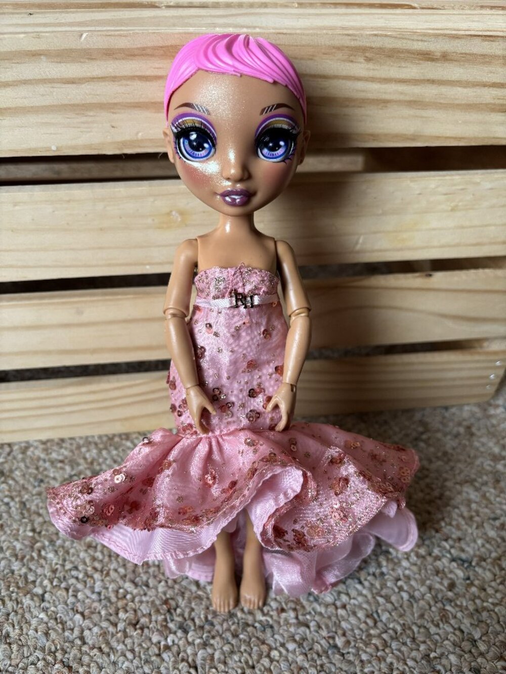 Rainbow High Avery Styles Fashion Studio Doll